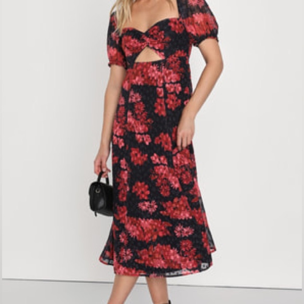 Lulu’s Cutout Floral Print Black Dress